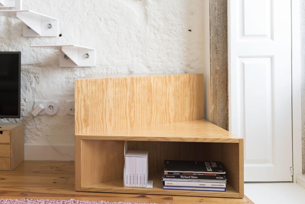 Lovelystay - Cativo Mezzanine Studio Porto Luaran gambar